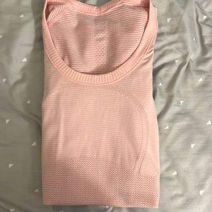 Lululemon shirt